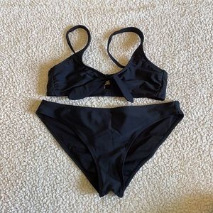 Bikini w/ scrunchy bottoms